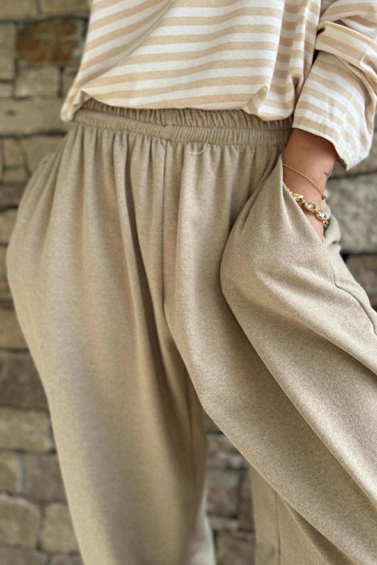 The Sunday Morning 7/8 Twist Pant Oatmeal Melange